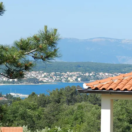 Apartment In Malinska I *