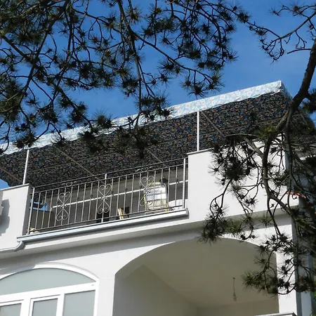 In Malinska I Apartment *