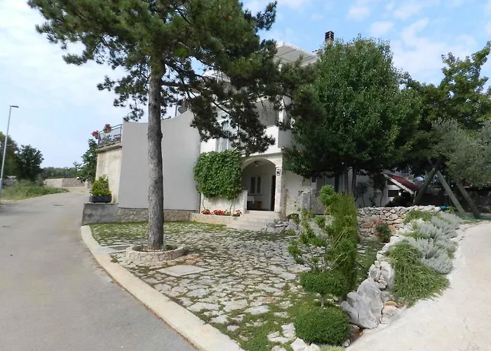 Apartament In I